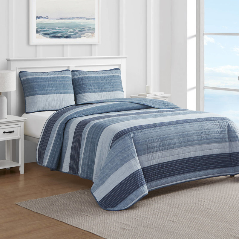 Coastal Navy Blue King Cotton Quilt Set with Reversible Design