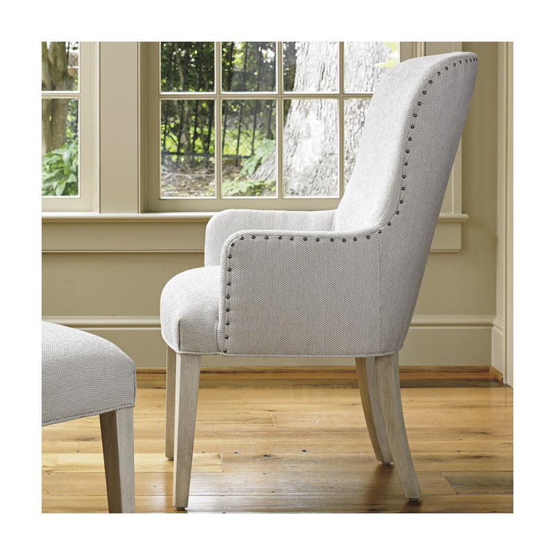Chaise avec accoudoirs rembourrée Oyster Bay Baxter, Gris