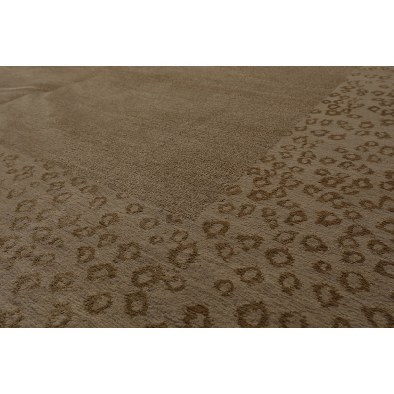 Tapis brun noué à la main de conception unique 6 pi 1 po x 9 pi