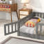 Lit plateforme au plancher avec clôture et porte-734575701-734575705