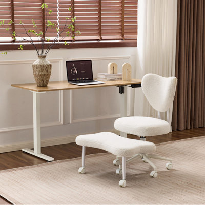 Ce fauteuil de méditation est un fauteuil ergonomique à pieds croisés avec soutien lombaire et un coussin de siège réglable en hauteur, idéal pour les personnes qui font un travail de bureau à haute intensité. Beige