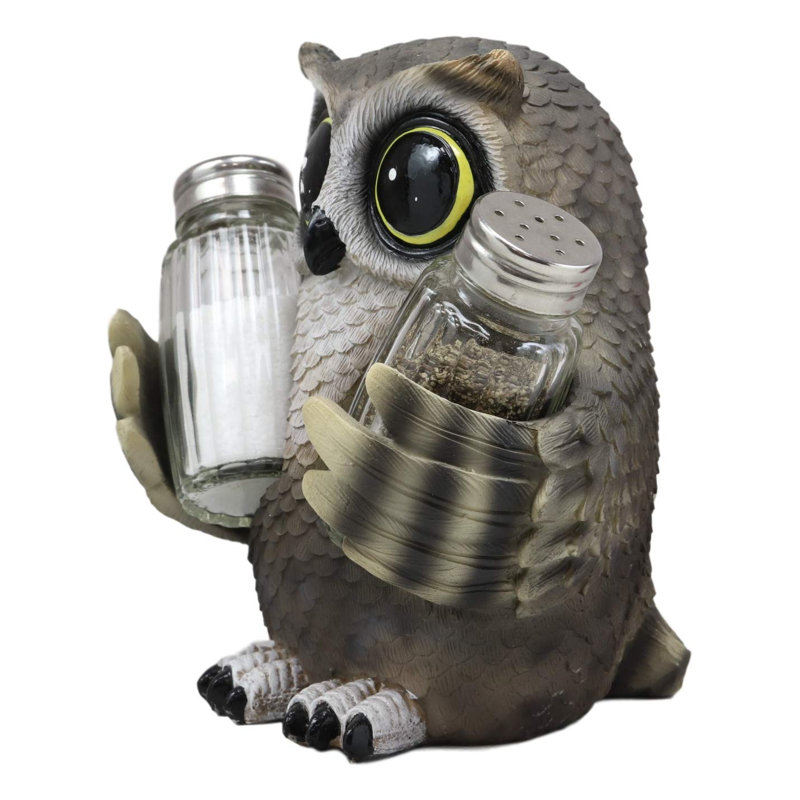 Brand Jonathen Glass No Salt And Pepper Shaker Set