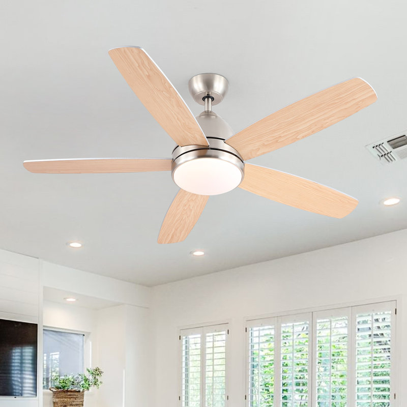 Ventilateur de plafond d'intérieur en nickel brossé de 52 po avec ensemble d'éclairage DEL intégré, compatible avec l'application Tuya, appareils intelligents