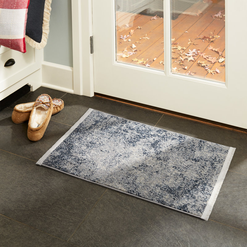 TOWN & COUNTRY EVERYDAY Rein Abstract Cloud Everwash Non-Slip Backing Washable Area Rug Blue/Gray, Rectangle 21" x 35"