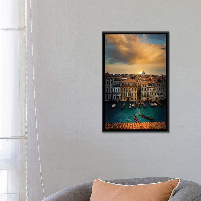 Imprimé coucher de soleil sur toile, H 26 po x l 18 po x P 1,5 po, Toile avec cadre noir, Pas de tapis