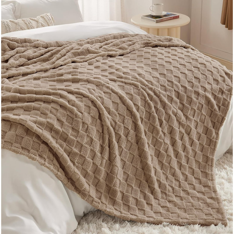 Couverture molletonnée douillette texturée, Taupe