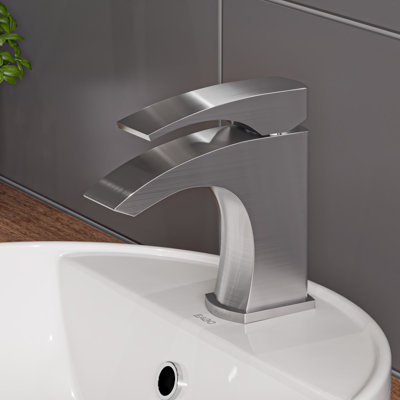 Robinet de salle de bain