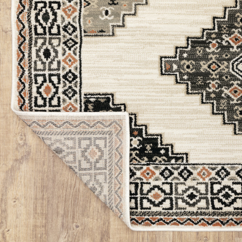 Tapis ivoire / brun Basurto, Rectangle 5 pi 3 po x 7 pi 3 po