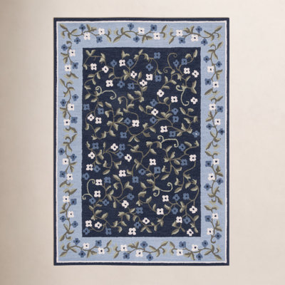 Hand-Tufted Wool Floral Outdoor Rug
