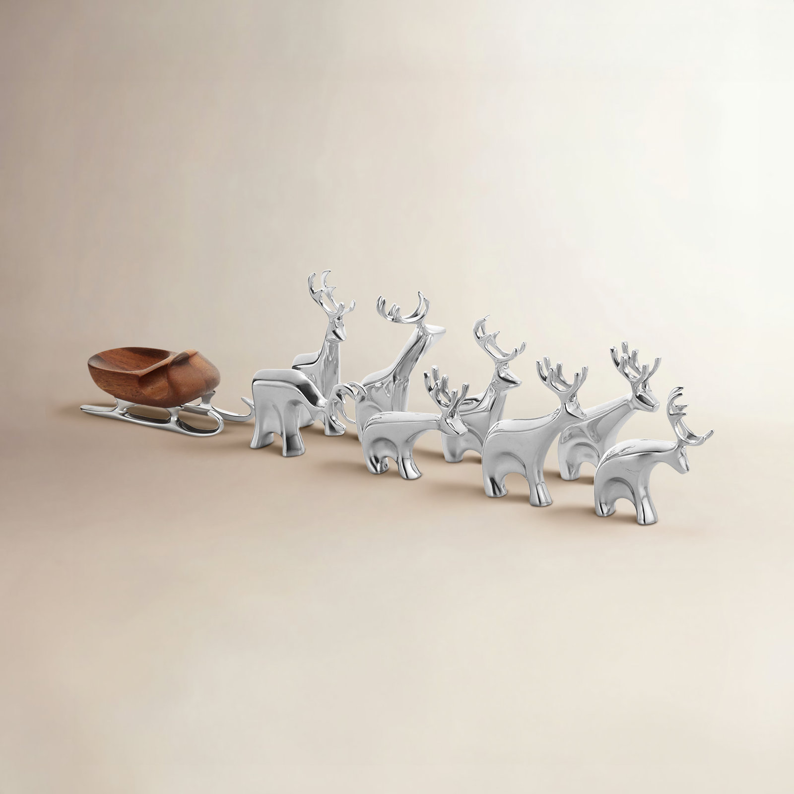 Nambé Holiday Gifts 9-Piece Mini Reindeer Set