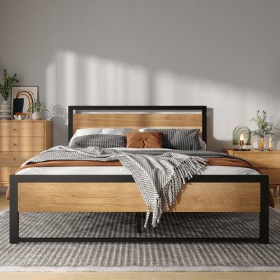Ingrun Metal Bed