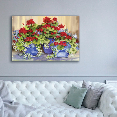 «Red Geraniums With The Blues» par Kathleen Parr, art mural sur toile