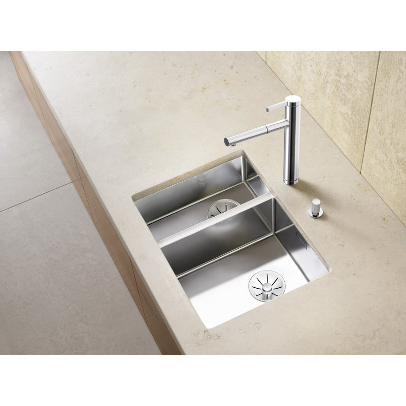 Claron 1.5 Bowl Undermount Kitchen Sink