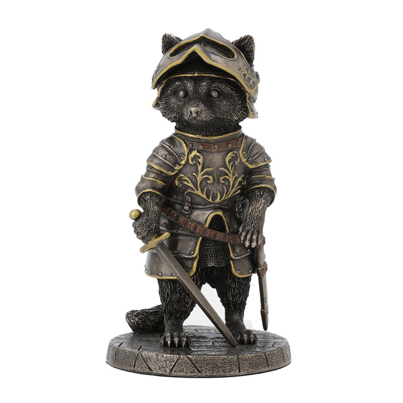 Statue de raton laveur Kernville