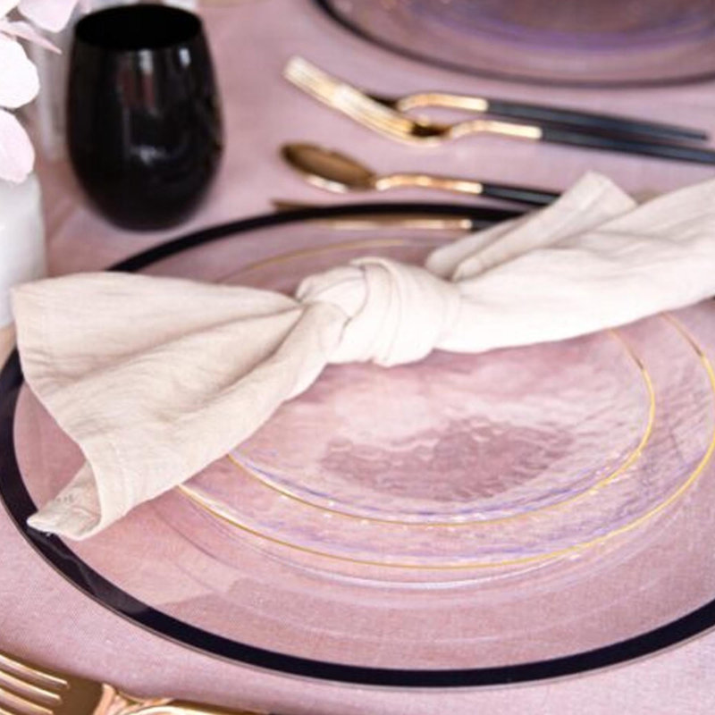 Assiettes martelées transparentes rondes de 9 pouces Ecoqualité avec bordure dorée pour 40 invités