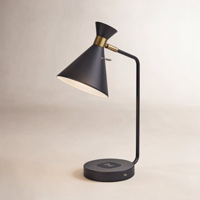 Hammond Metal USB Desk Lamp