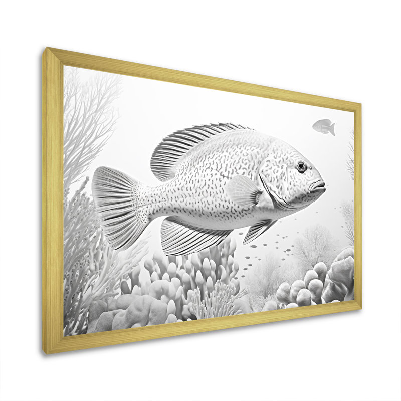 Monochromes de poissons gris et blancs sur toile, Cadre doré à coins fermés, H 34 po x l 44 po x P 1,5 po