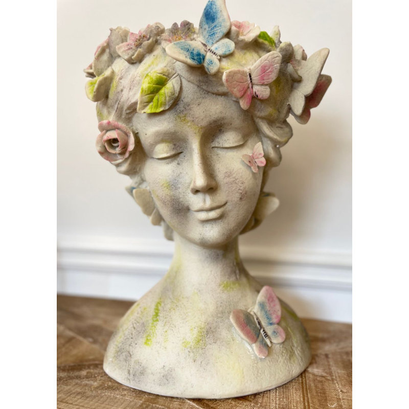 Feitoza Statue Planter