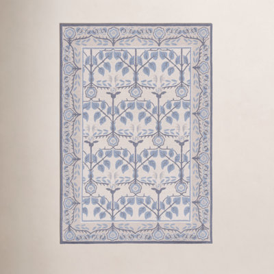 Hand-Tufted Wool Floral Outdoor Rug