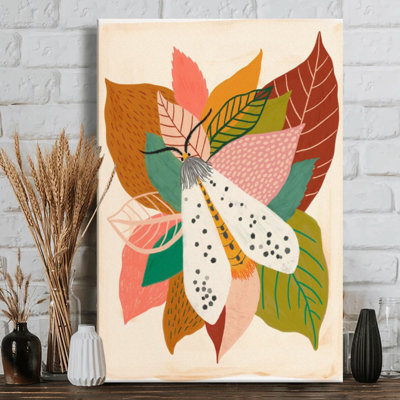 Mite avec des ailes tachetées au milieu de feuilles colorées, art mural fantaisiste et vibrant. Peinture moderne, galerie profonde de 1 po, 24 po x 36 po