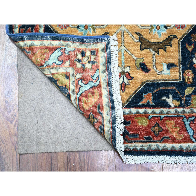 Tapis unique 2 pi 6 po x 9 pi 8 po Toriah