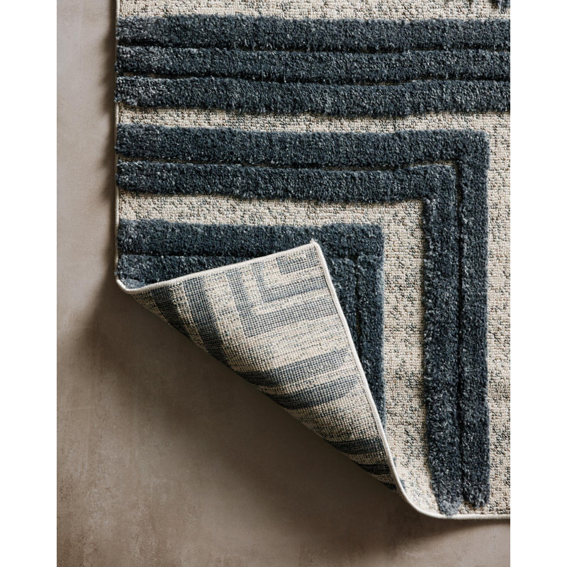Hagen Blue and White Geometric Tufted Area Rug 2'-7" x 4'