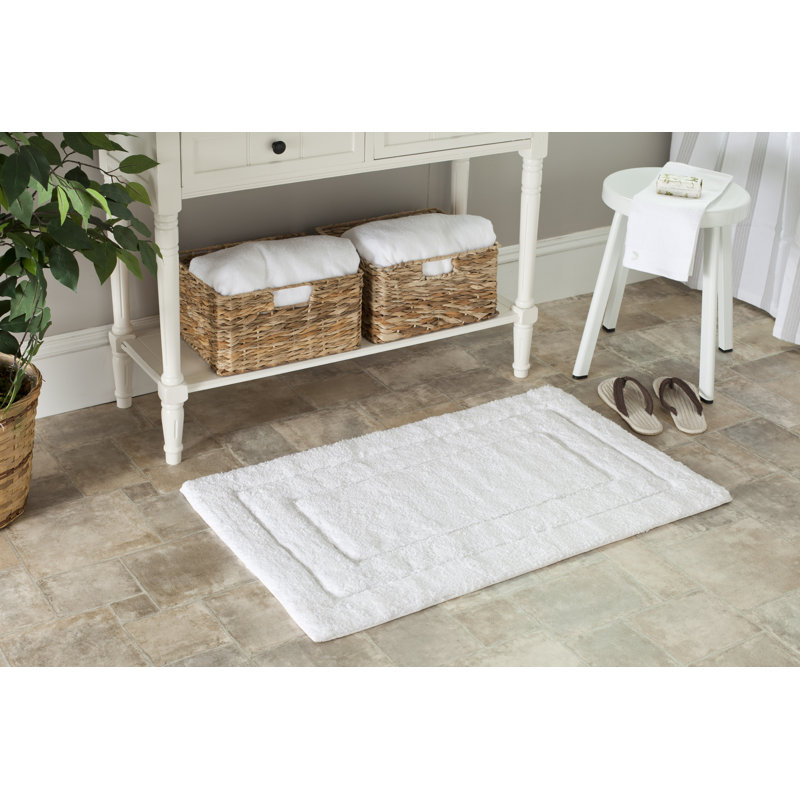 Bath Rug, White, 21" W x 34" L