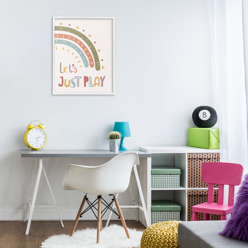«Let's Just Play Rainbow White», estampe numérique par Nataly White, H 30 po x l 24 po, Giclée encadrée blanc bord de mer