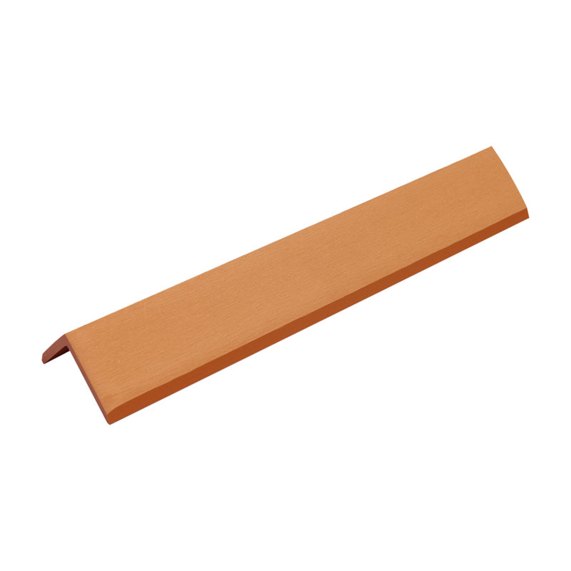 Revêtement de coin pour l'extérieur 2,2 po x 106 po et vis seulement (6 pièces), Pin rouge