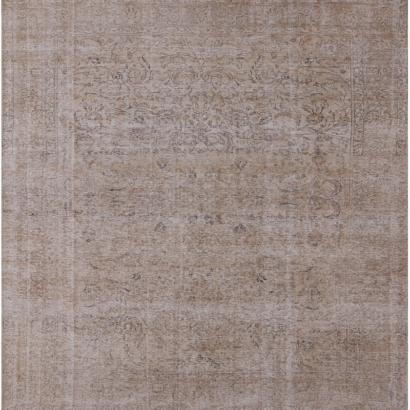 Tapis brun Quenby, Carré 4 pi