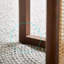 Damise-2126982702