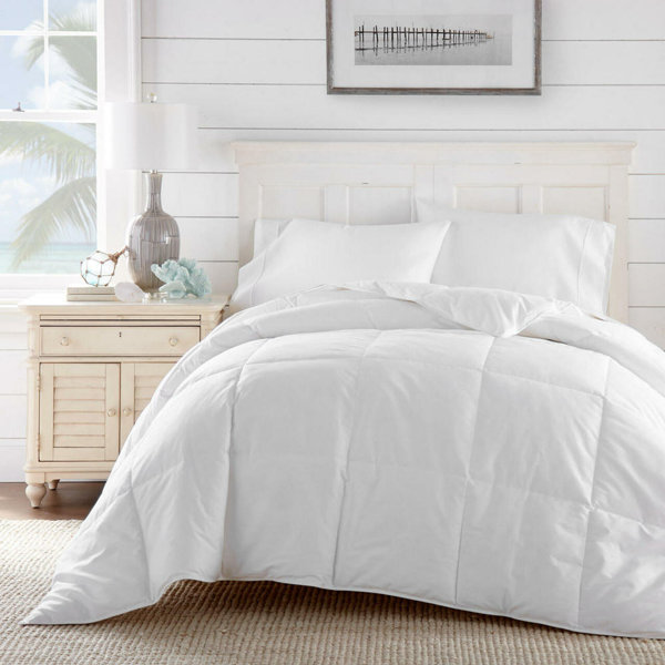 tommy bahama luxurious down alternative comforter