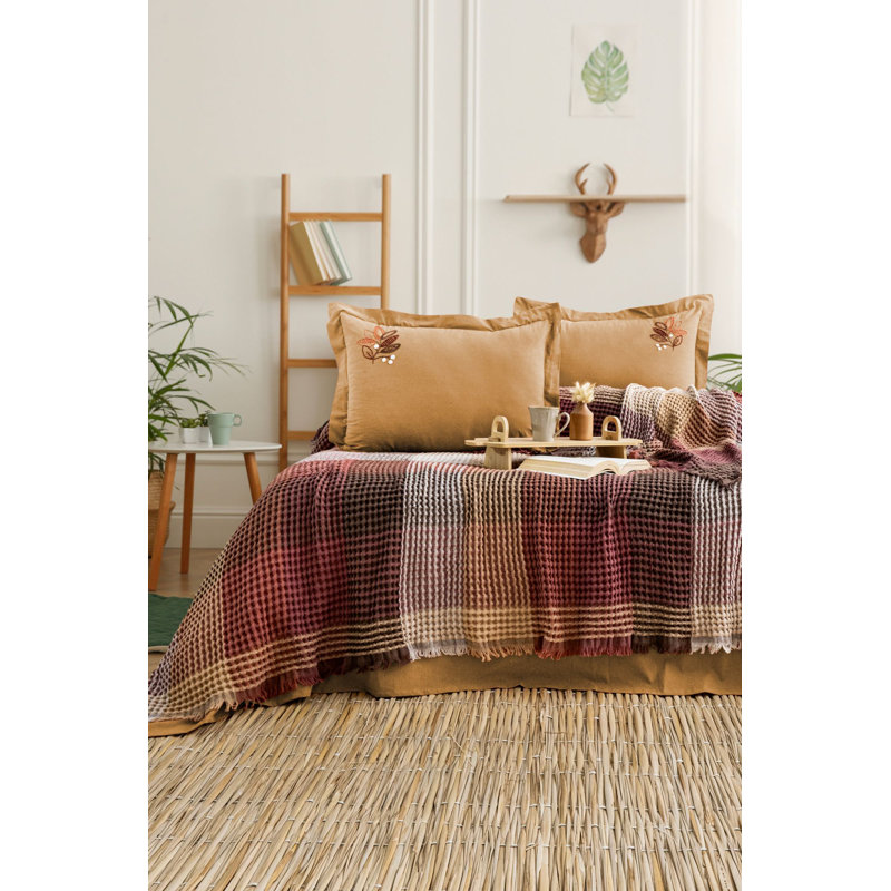 Luxurious Double Pique Set, Mustard Color, 100% Cotton Jacquard, 94.5 x 102.4 Inches | Includes Flat Sheet & 2 Pillowcases (19.7 x 27.6 Inches) | Soft, Durable, Machine Washable, Perfect for Elegant Bedding