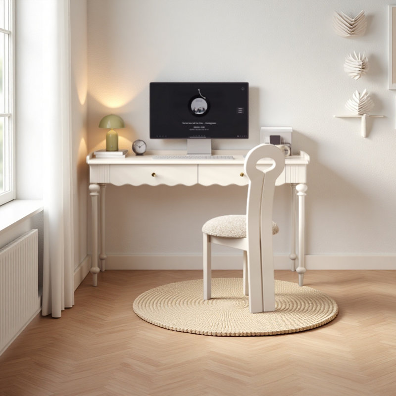 Bureau blanc en bois massif de genévrier