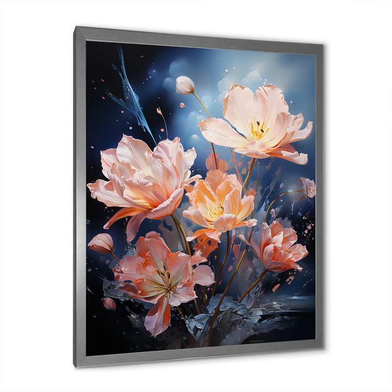 «Tulipes beiges» sur toile imprimée, Cadre simple argenté, H 40 po x l 30 po x P 1,5 po