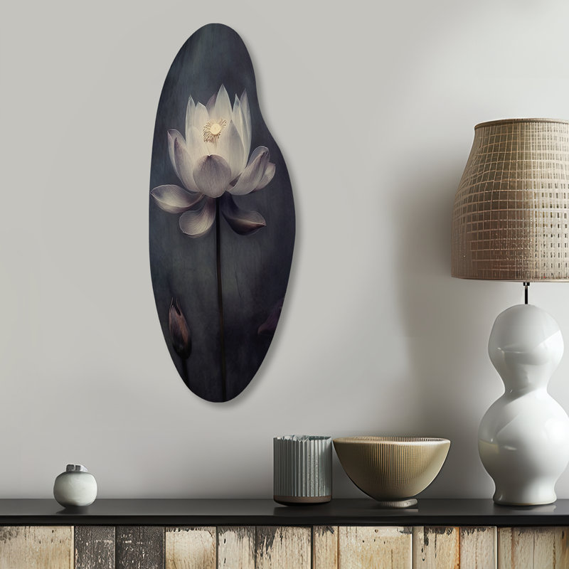 Décoration murale en métal Sigler - Floral Curved Shape, H 30 po x l 11 po x P 1 po