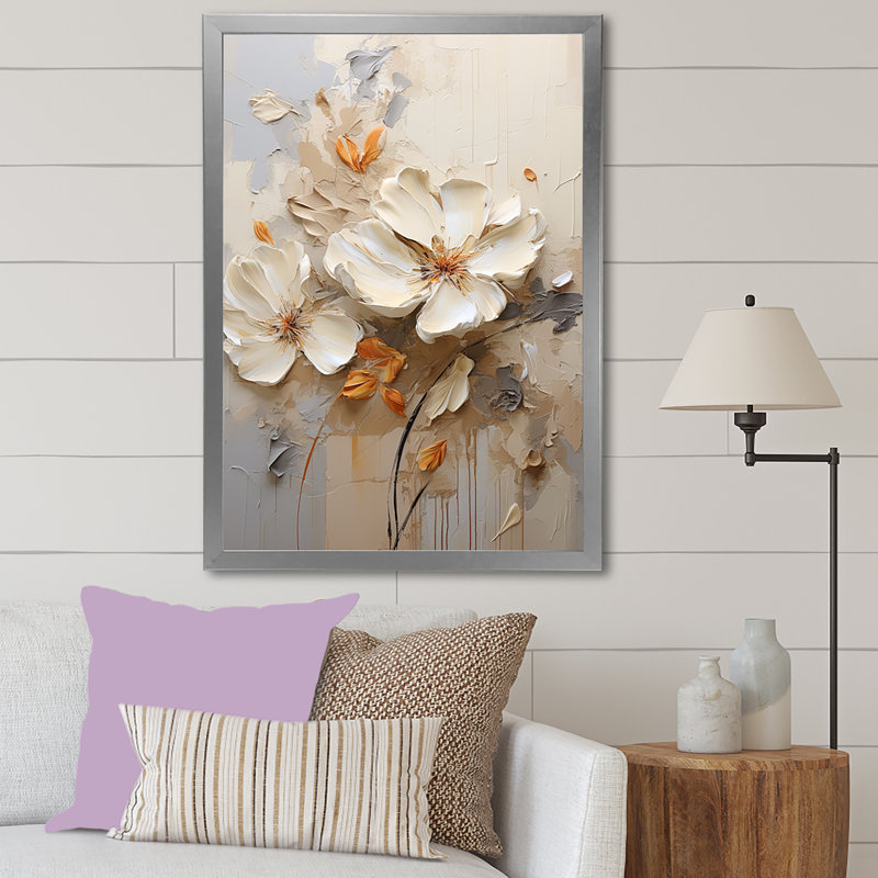 «Beige Simplicity In Petals I» sur impression sur toile, H 32 po x l 16 po x P 1 po, Cadre simple argenté