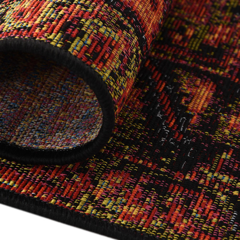 Tapis oriental rouge / jaune / noir intérieur / extérieur Gurrola, Rectangle 4pi x 6 pi