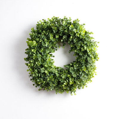 Handcrafted Fresh (Live) Eucalyptus Wreath