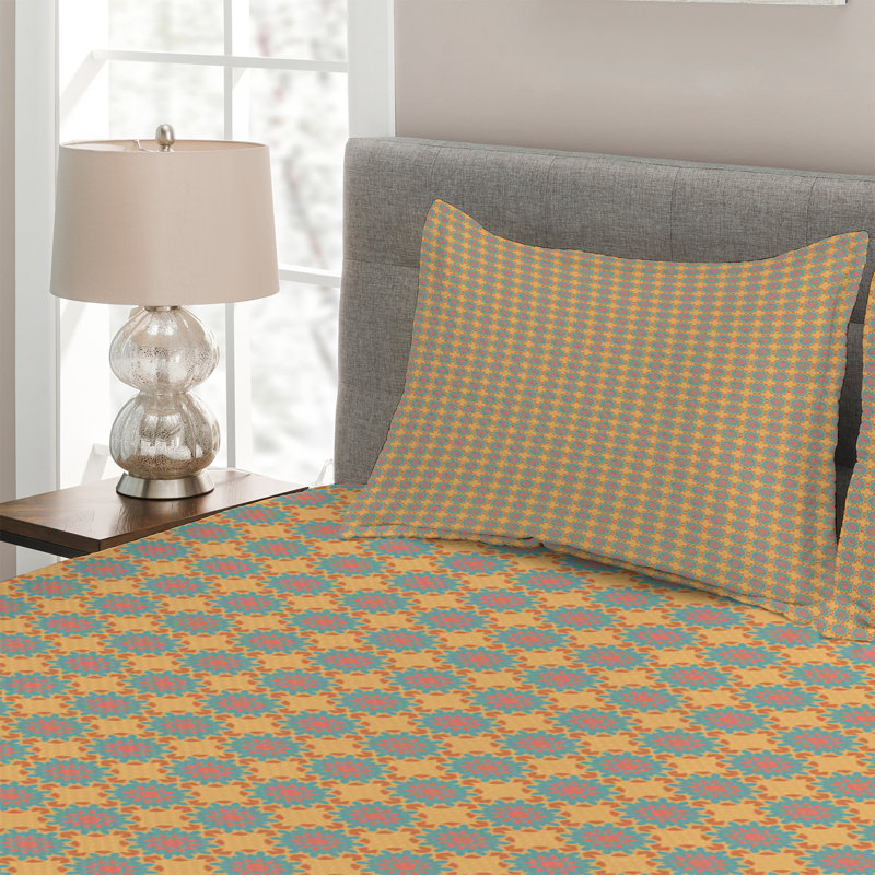 Farmhouse / Country Coverlet, King Bedspread + 2 Shams
