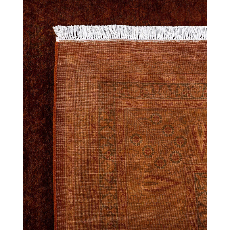 Tapis unique en laine 10 pi 2 po x 16 pi 1 po Queenie