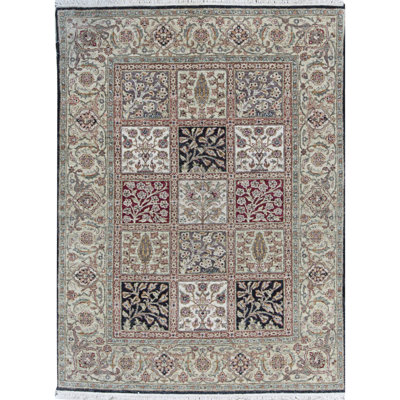 Tapis doré de haute qualité noué à la main