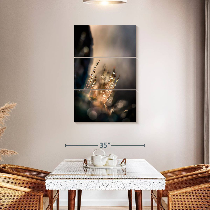 Avery Dazzle, 38" H x 24" W
