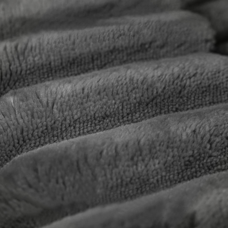 1 siège central + 1 repose-pieds