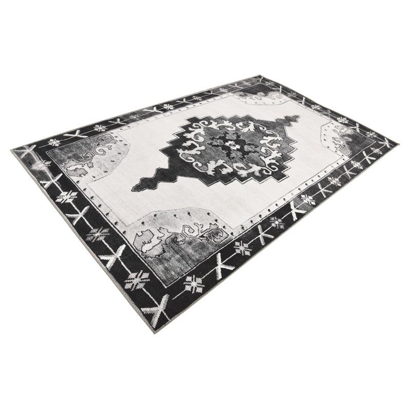 Antwane Oriental Indoor Rug, Rectangle 7'6" x 10'6"