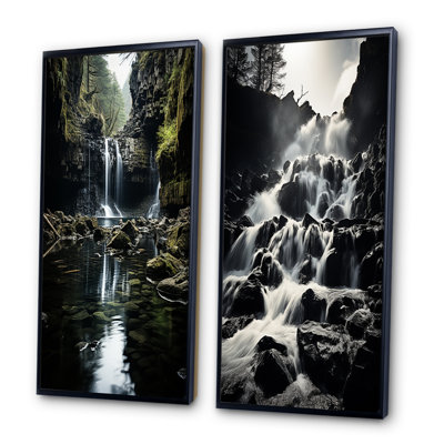 «Grey Green Waterfall Cascading Reflections», 2 pièces