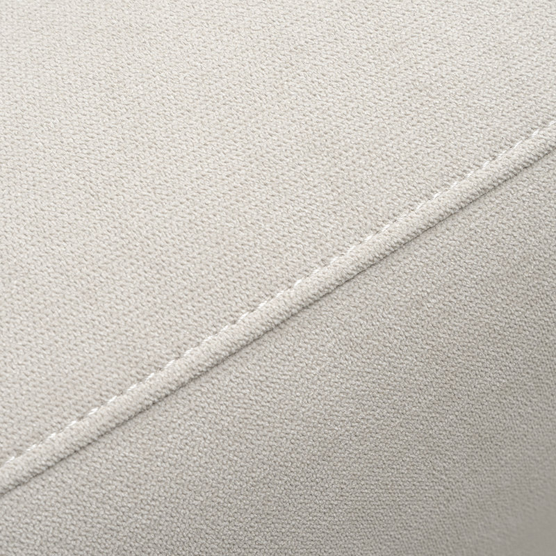 The Glider, Ivory