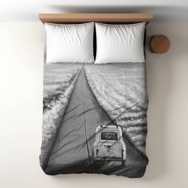 Housse de couette voiture sur la route grise | Transport - Décoration intérieure