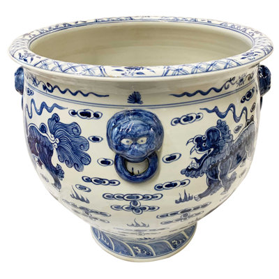 Pot à fleurs chinois en porcelaine bleue et blanche avec poignée de lion