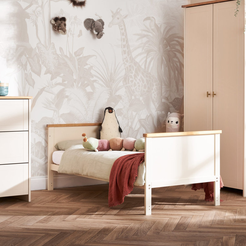 Evie Cot Bed, Cream